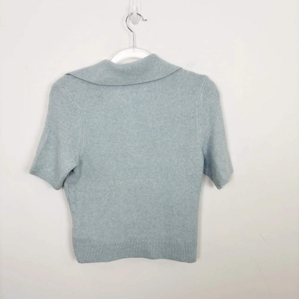 Abercrombie Notch-Neck Sweater Tee Light Blue Size Small - Picture 8 of 8
